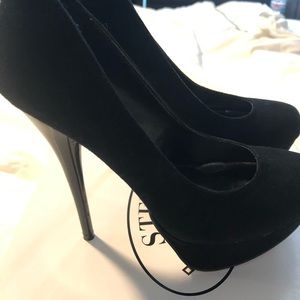 Steve Madden Caryssa black suede heels